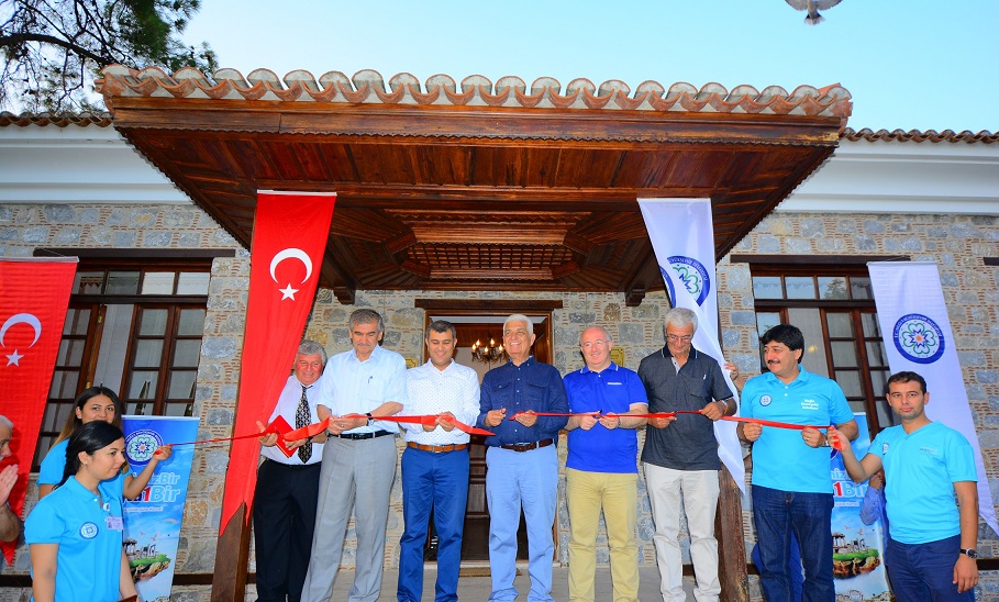 Bozüyük Kültür Evi açıldı