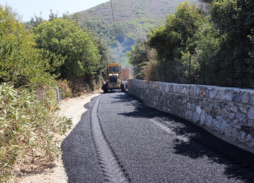Yalıkavak’ın yolları güzelleşiyor