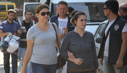 Fethiye’de, 3 FETÖ tutuklaması