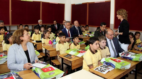 Ve ilk zil çaldı