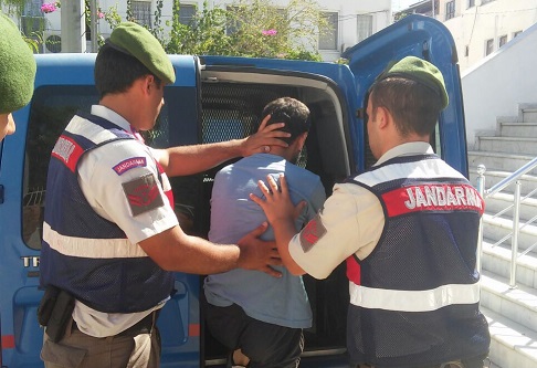 57 kaçak göçmen yakalandı