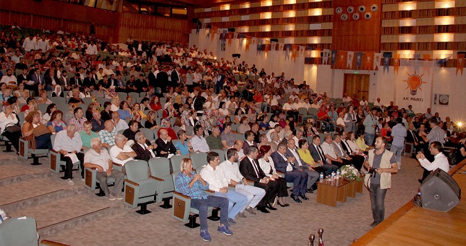 “FETÖ’cülerin namazla niyazla alakası yok”