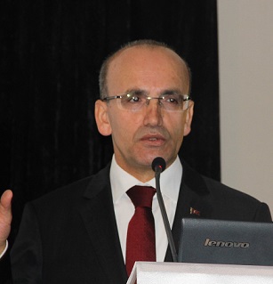 Şimşek: “Kimsenin toprağında gözümüz yok”