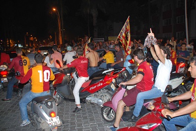 Şampiyonluğa motosikletli kutlama