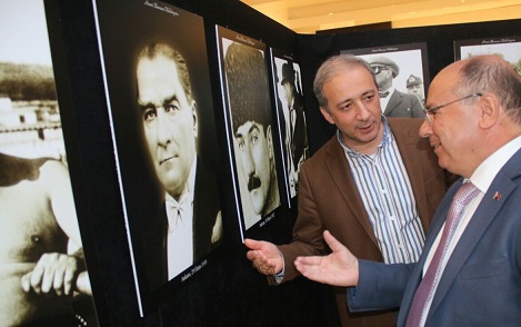 Atatürk Özel Arşivi fotoğraf sergisi açıldı