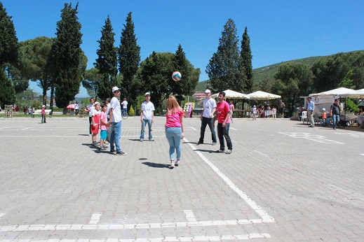 Otantik Çocuk Oyunları ve Oyuncakları Şenliği yapıldı