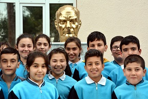 Atatürk Büstleri yenileniyor