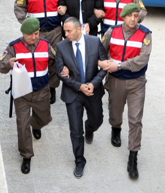 Darbeci yarbaya Yazıcıoğlu soruldu