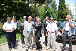 Vali Güvençer’e sağlık brifingi