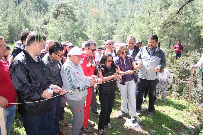 Leleg yolunda yürüdüler
