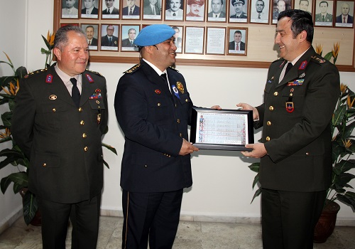 Çetinkaya, yıllar sonra Mavi Bere taktı