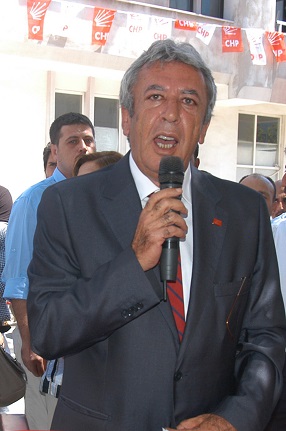“Siyaset mühendisliğine soyunan gazetecileri ciddiye almıyorum”