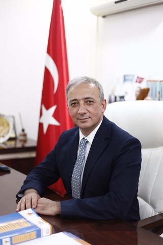 “Muğla’ya hizmet için herkesle yarışırım”