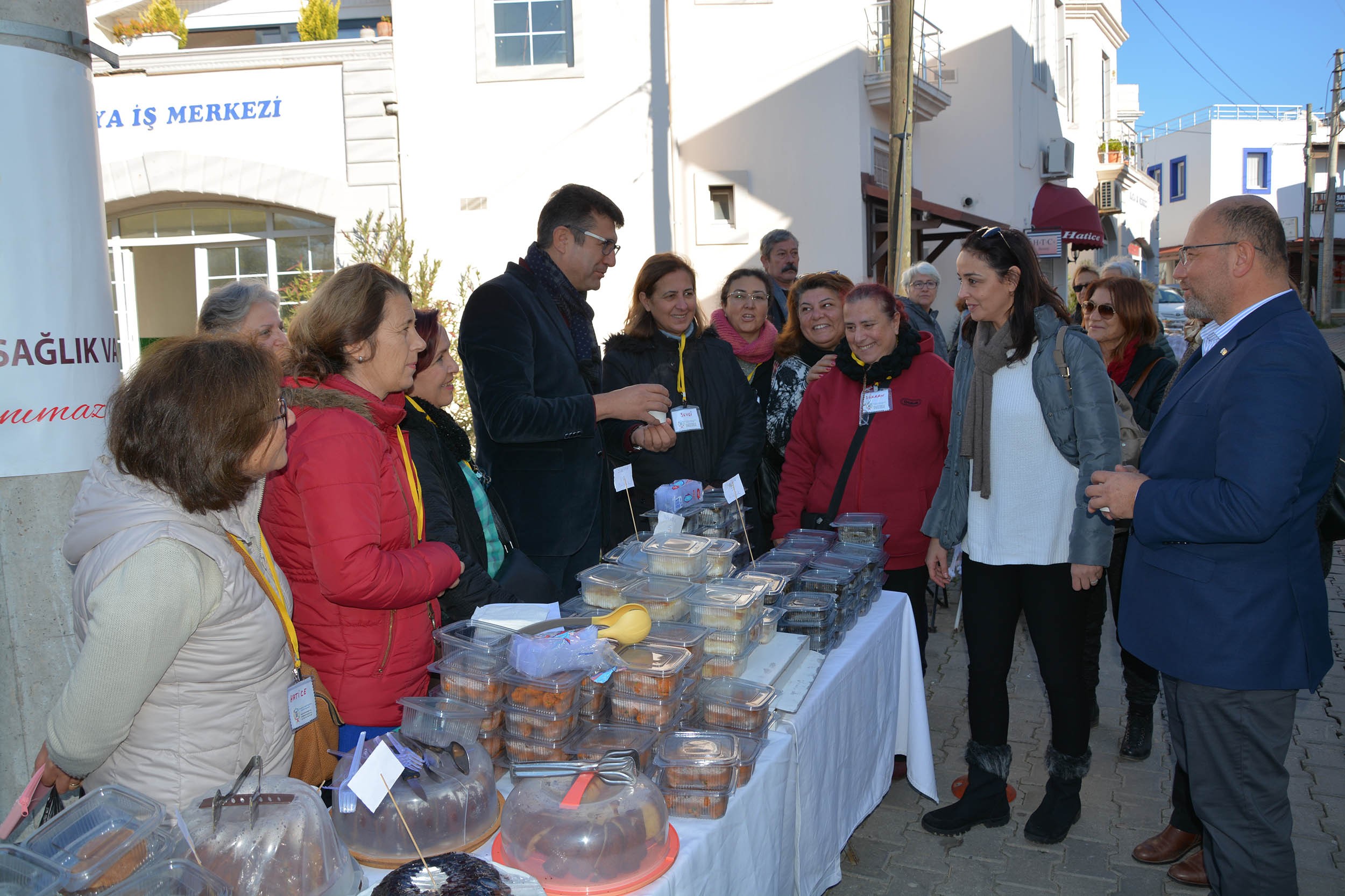 İyi Partili Tosun Bodrum’u karış karış geziyor 