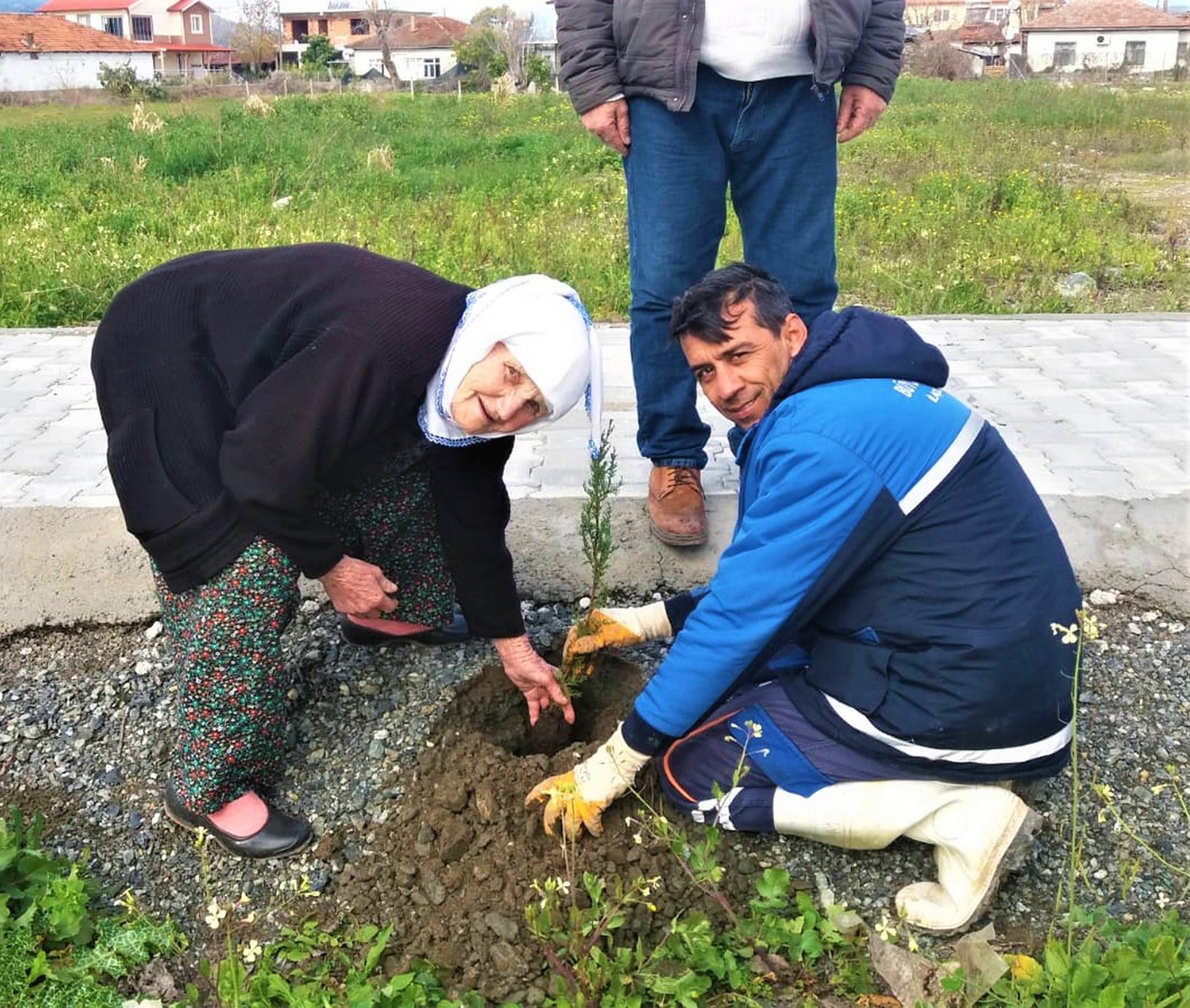 “Bir Dikili Fidanım Olsun”