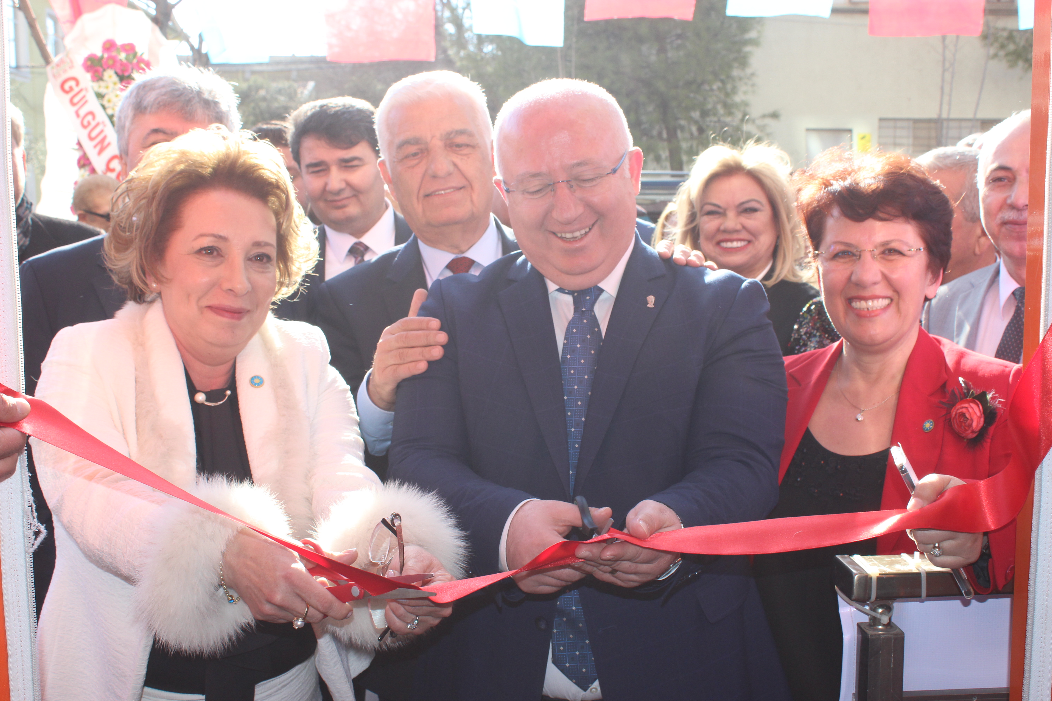 Başkan Gümüş'ten Demokrasi Örneği