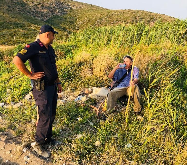 Doğa yürüyüşünde kaybolan İsveç vatandaşı şahsı Jandarma buldu