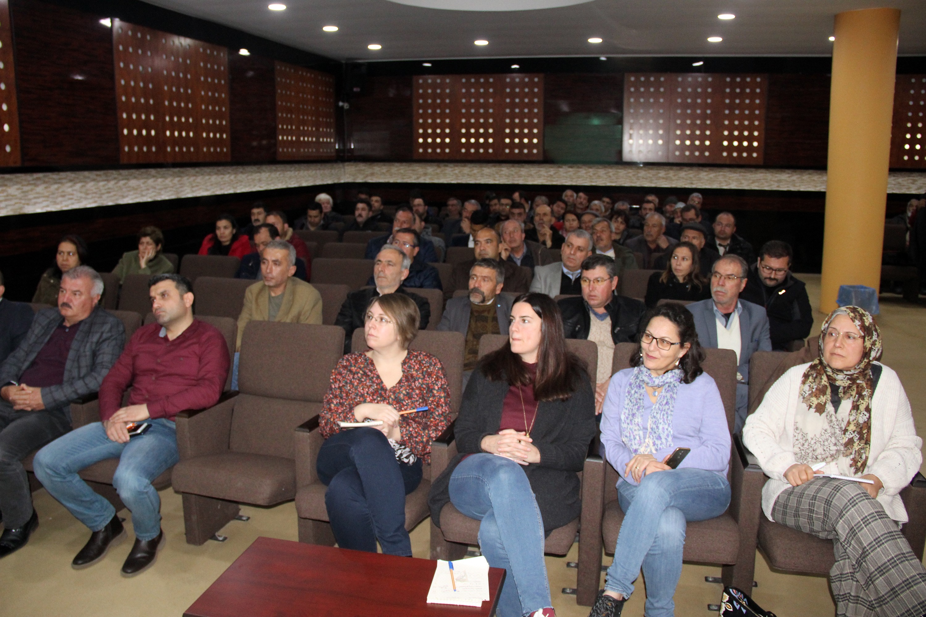 Türk çam balının Avrupa ISO toplantıları sürüyor