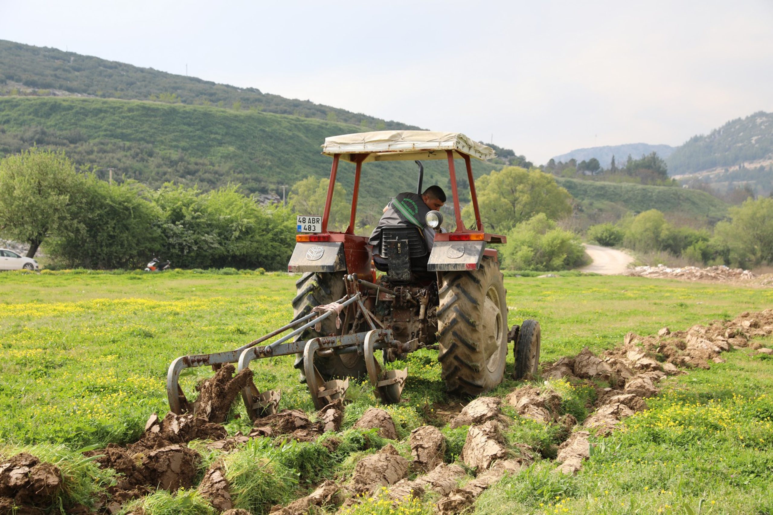 Menteşe’de yerel tohumlar toprakla buluştu