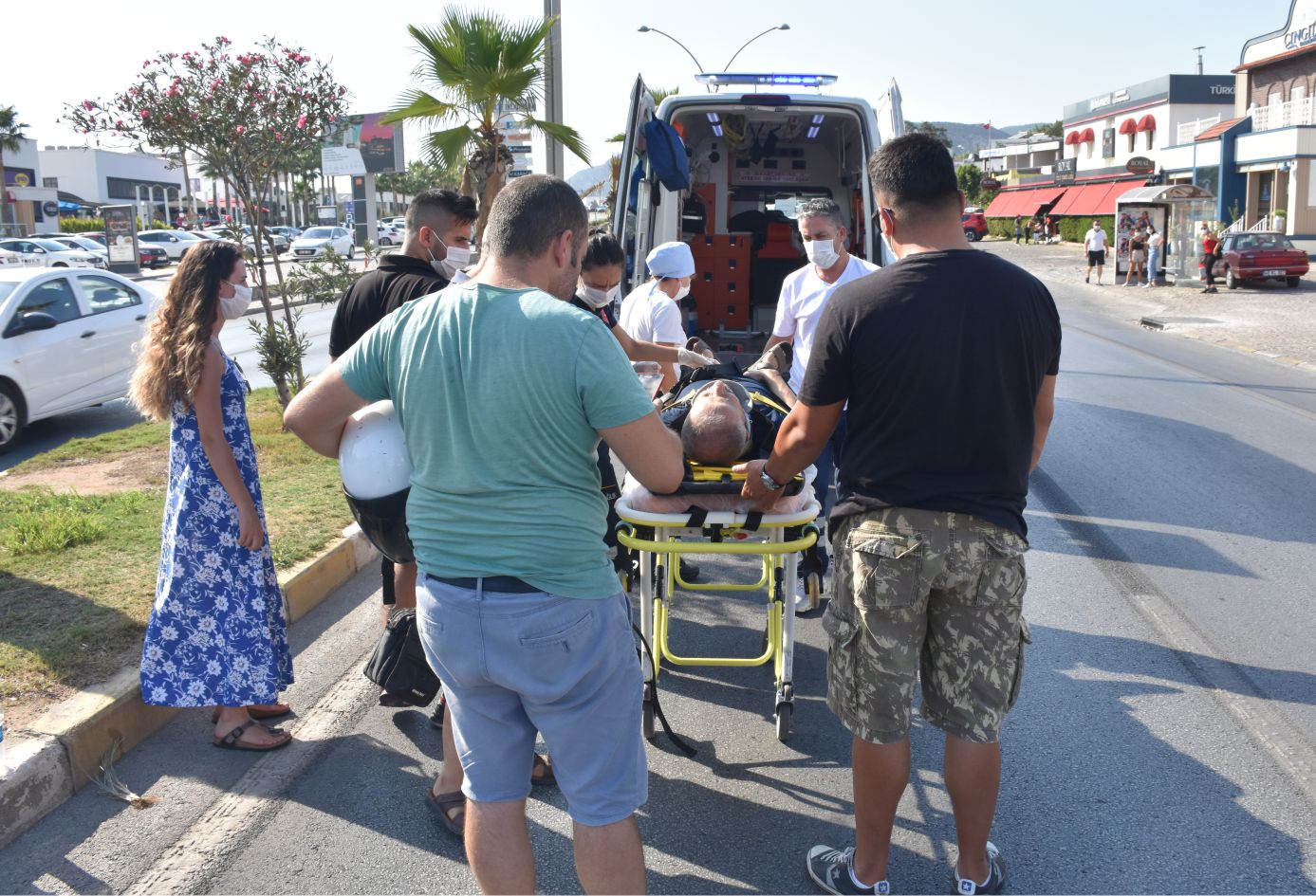 Bodrum'da devrilen motosikletin sürücüsü yaralandı