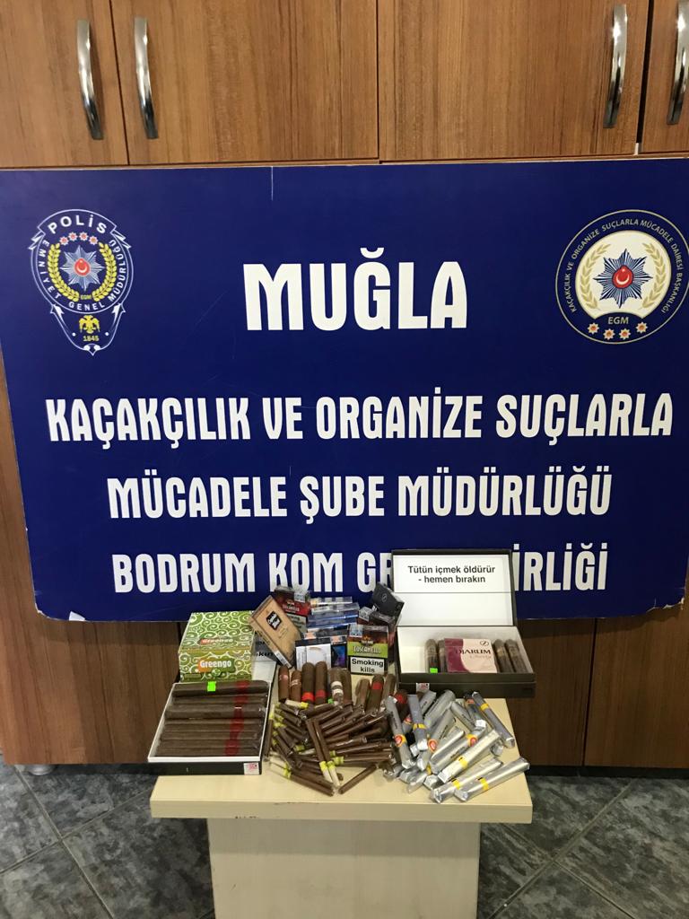 Muğla'da tarihi eser ve gümrük kaçakçılığı operasyonunda 25 şüpheli yakalandı