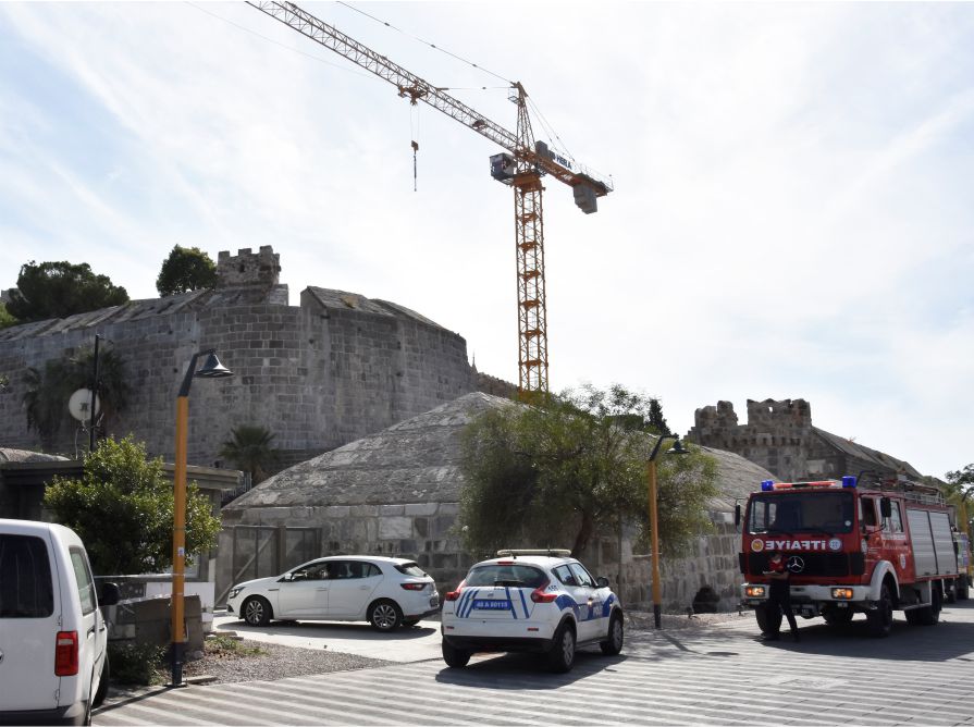 Bodrum Kalesi'nde iş kazası: 2 yaralı