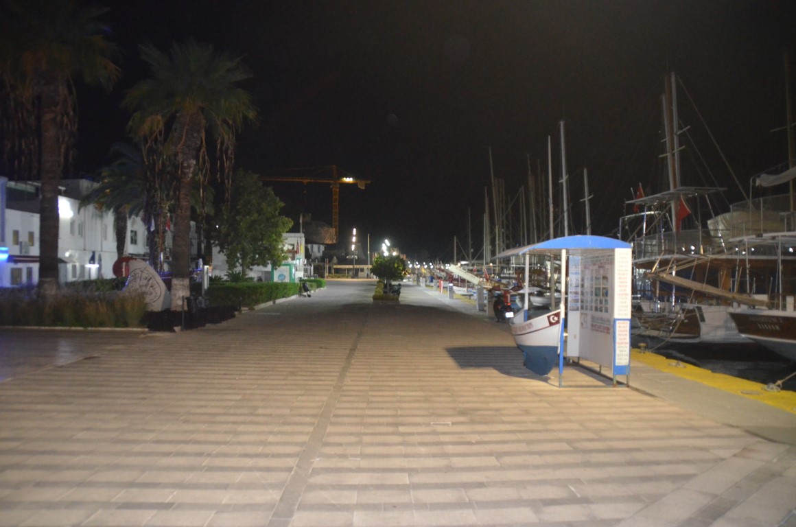 BODRUM SOKAKLARI BOŞ KALDI