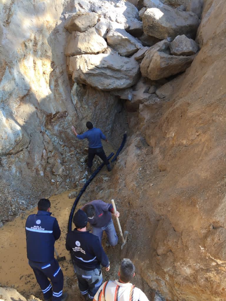 MİLAS’DA İÇME SUYU SORUNU ÇÖZÜLDÜ