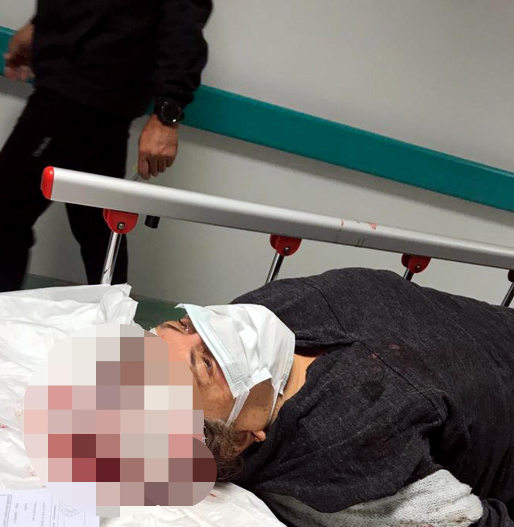 köpeklerin saldırısına uğrayan kadın ağır yaralandı