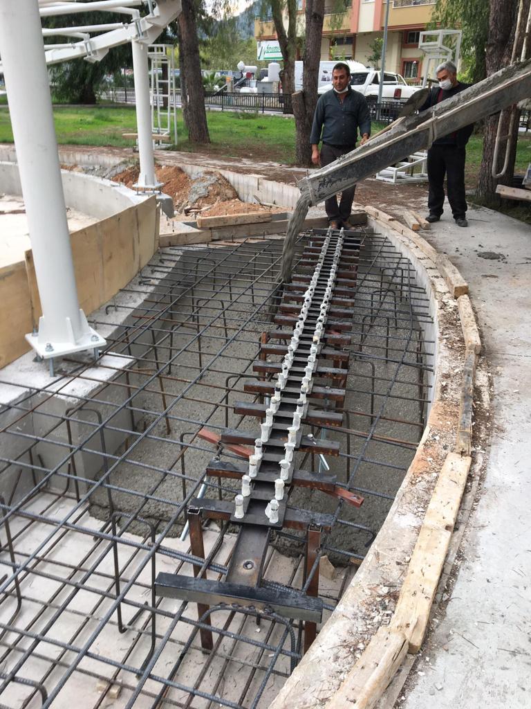 MİLAS ŞEHİTLİK ANITI YÜKSELİYOR