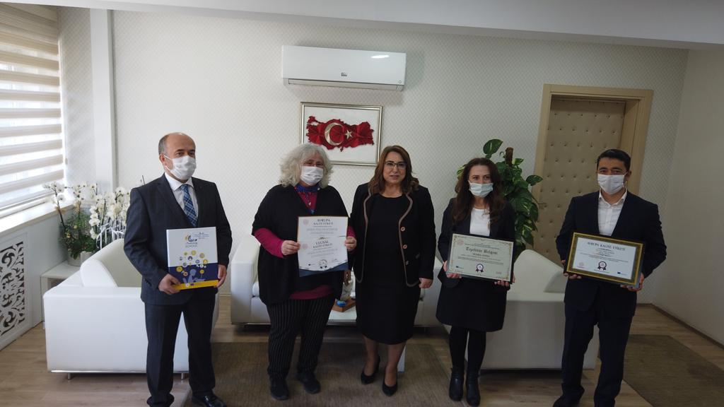 EĞİTİMDE BÜYÜK SIÇRAYIŞ SÜRÜYOR