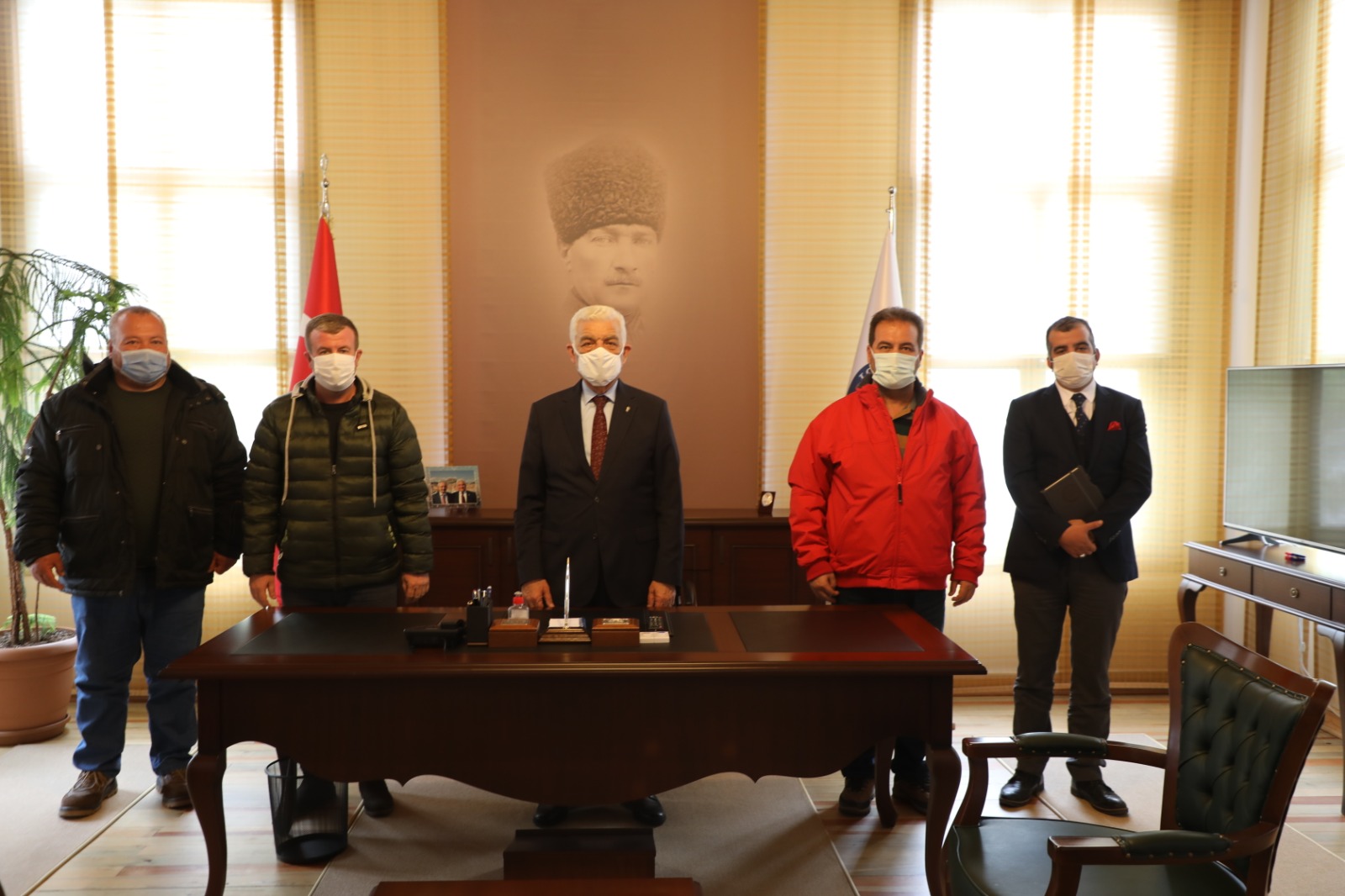 DENİZCİLERDEN BAŞKAN GÜRÜN'E TEŞEKKÜR ZİYARETİ