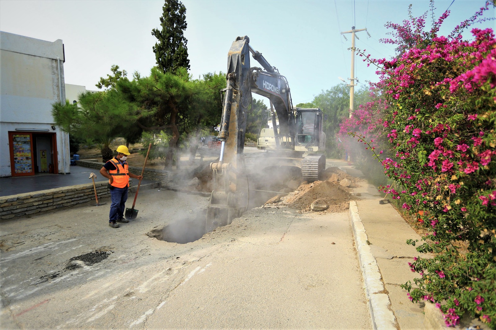 KANALİZASYONUN 55 BİN METRESİ TAMAMLANDI