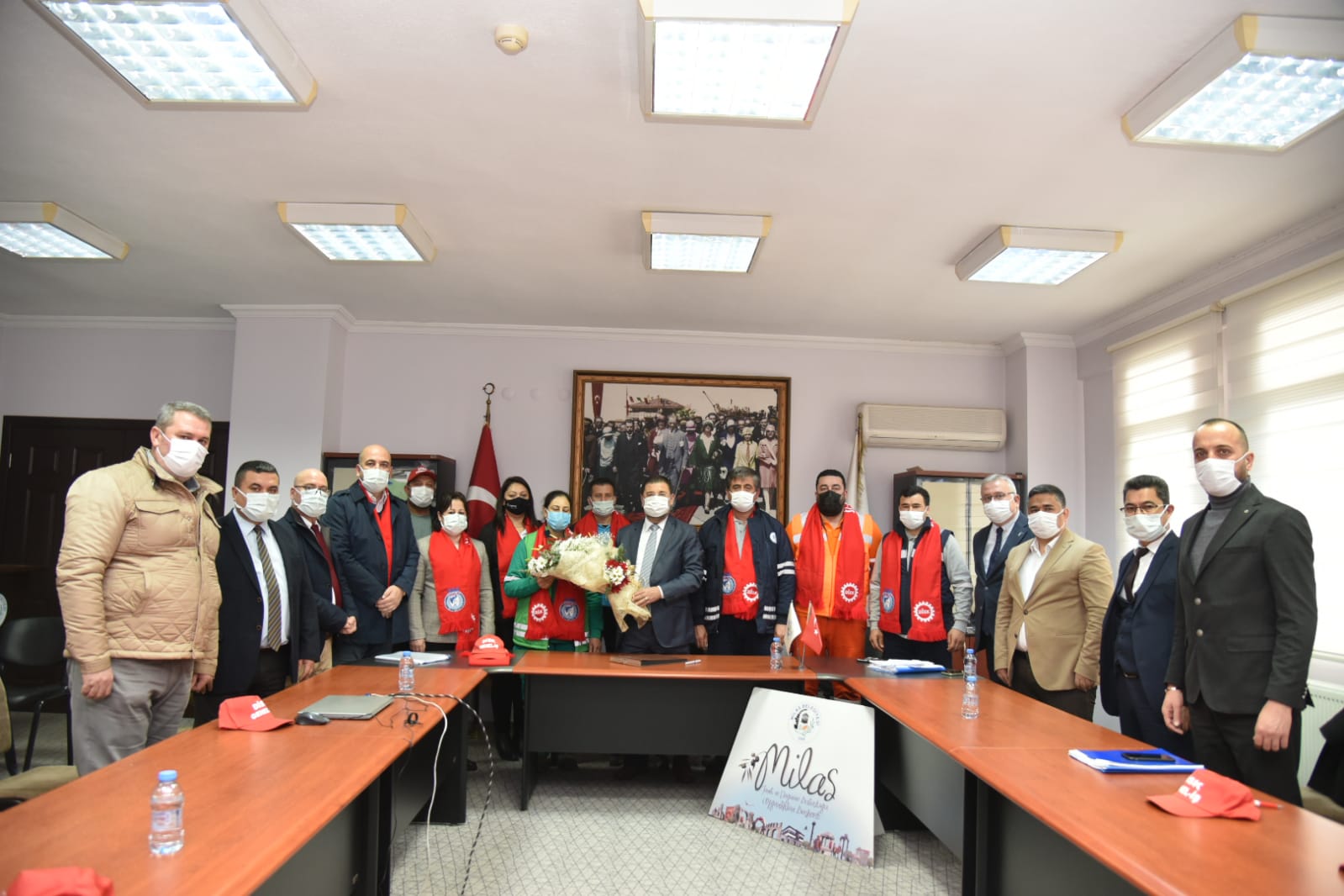 MİLAS BELEDİYESİ’NDE EN DÜŞÜK MAAŞ 3 BİN 367 TL