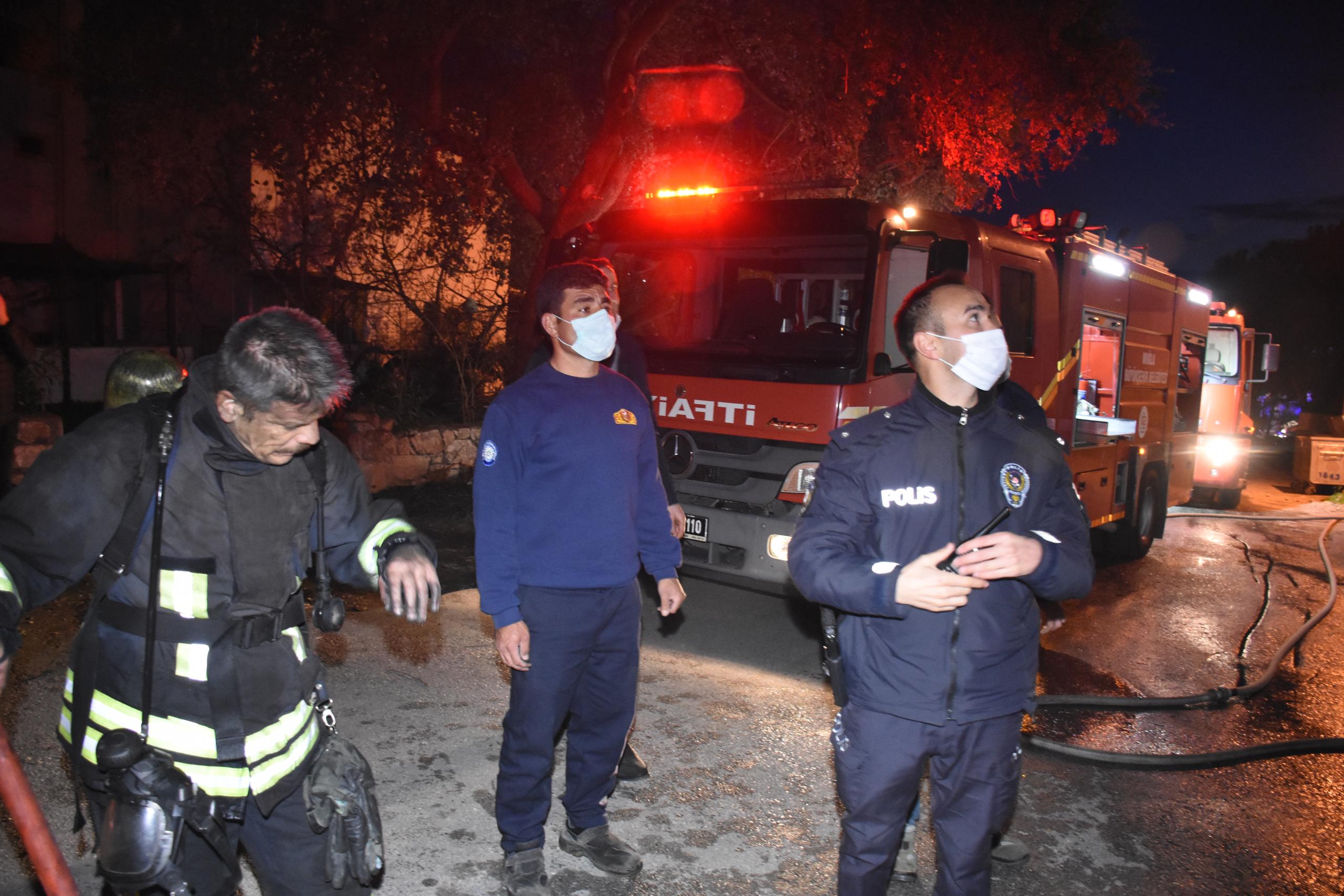 Bodrum'da iş yerinde çıkan yangın söndürüldü
