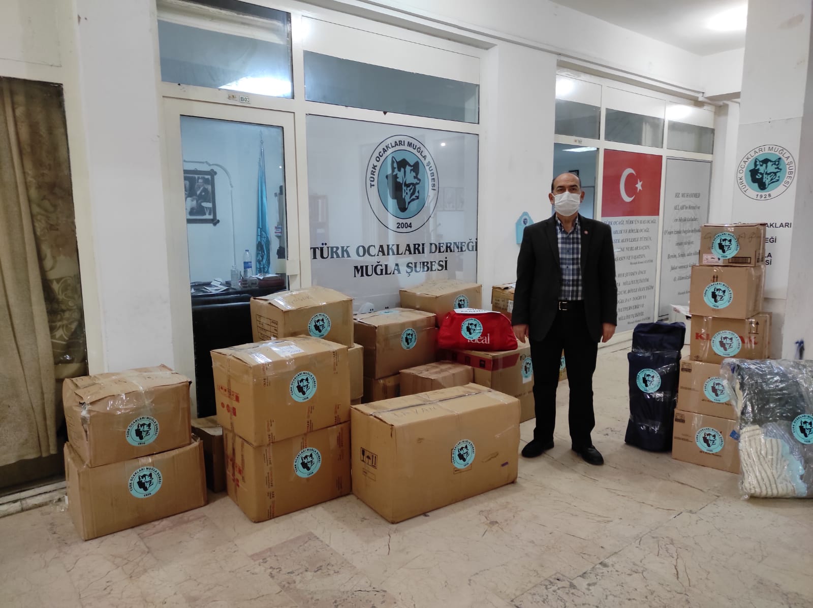 MUĞLA TÜRK OCAKLARI’NDAN HAKKÂRİ’YE YARDIM