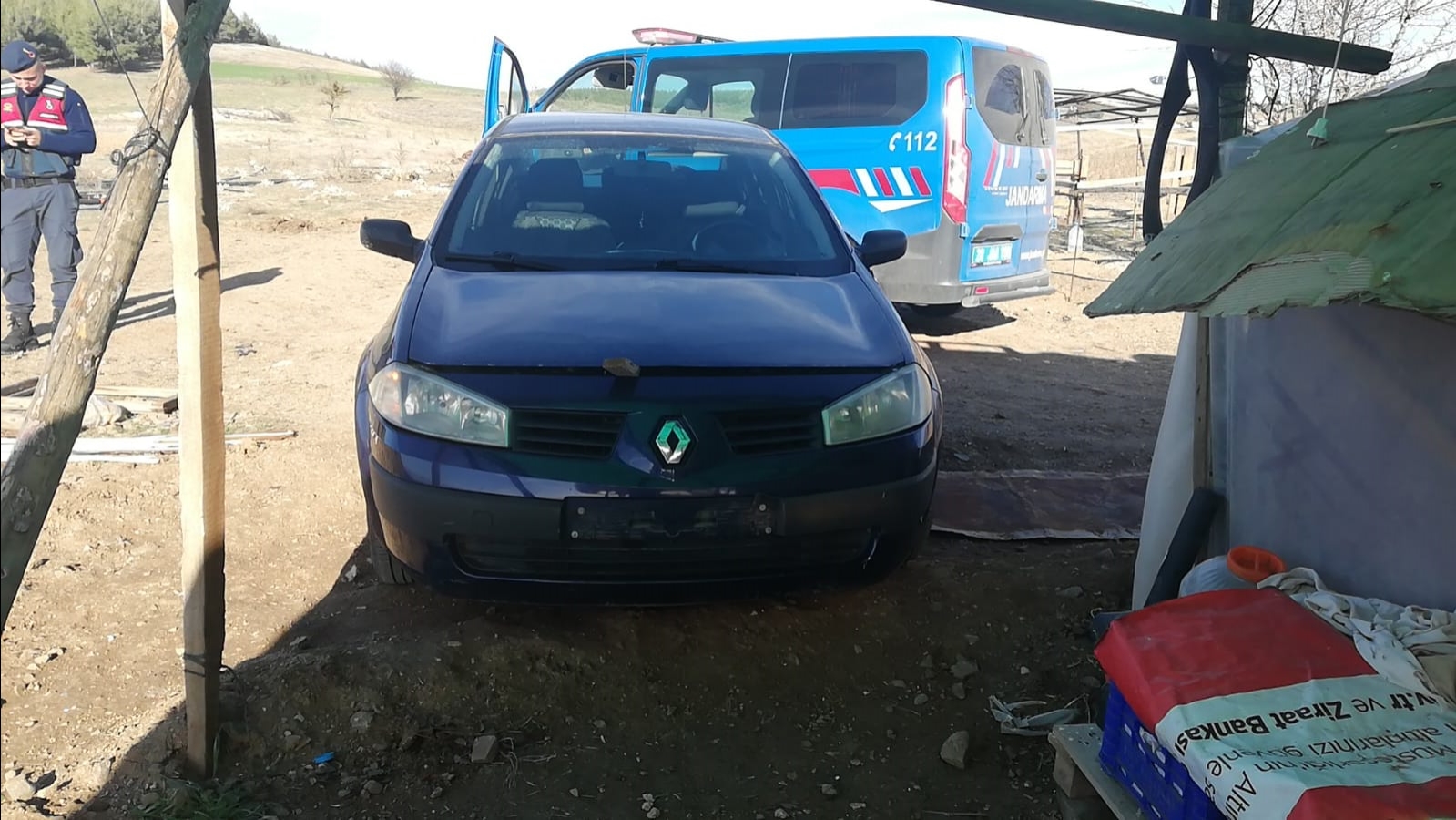 Muğla'da çalınan otomobil Denizli'de bulundu