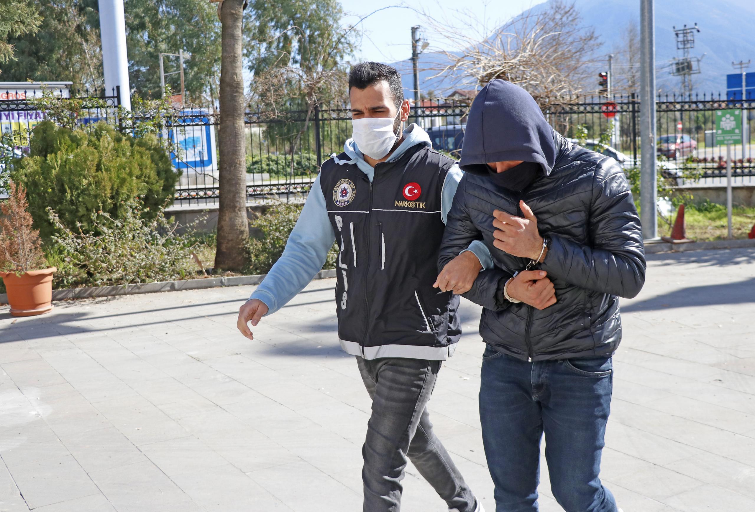 uyuşturucu operasyonunda yakalanan şüpheli tutuklandı