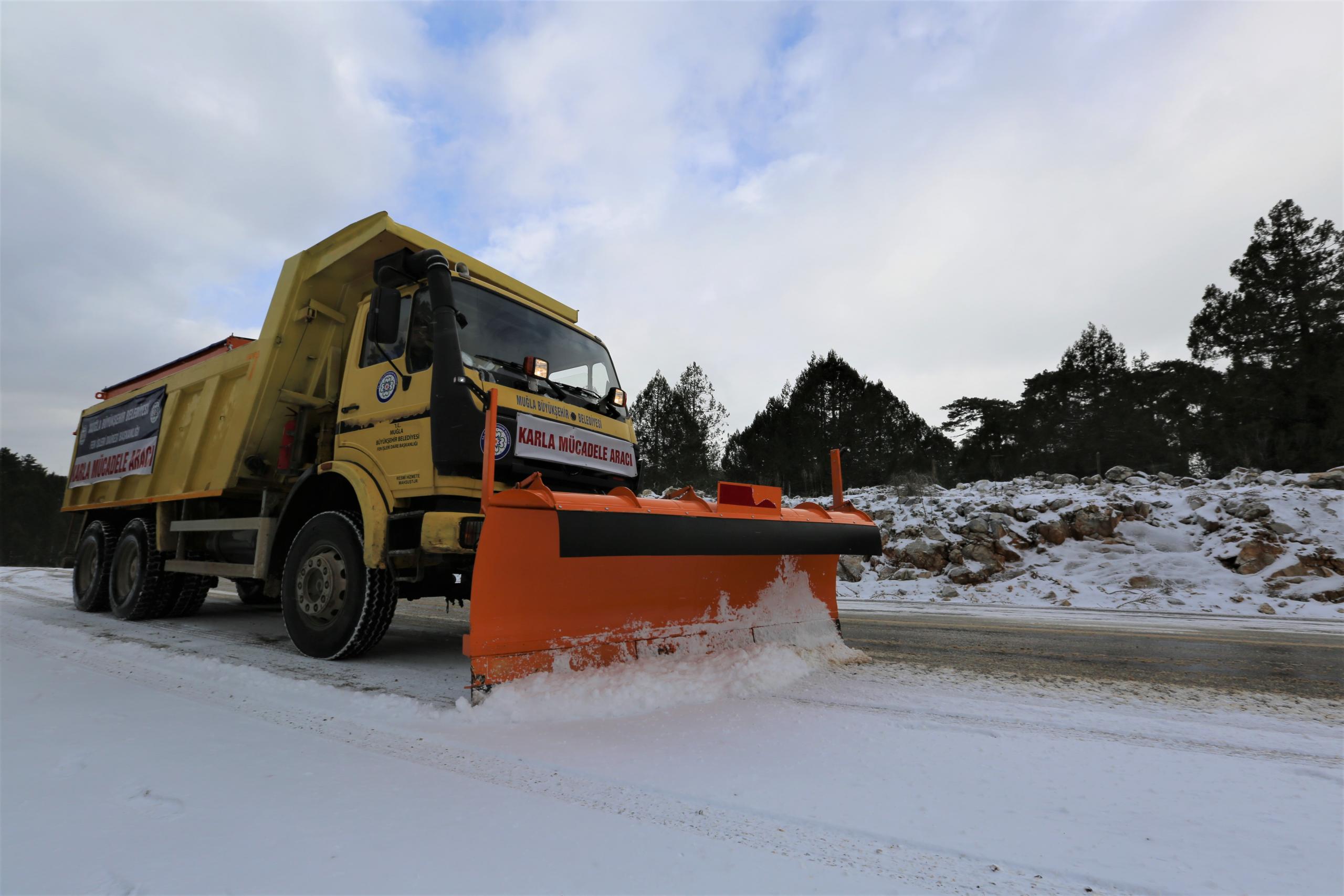 Karla mücadele ekipleri teyakkuzda