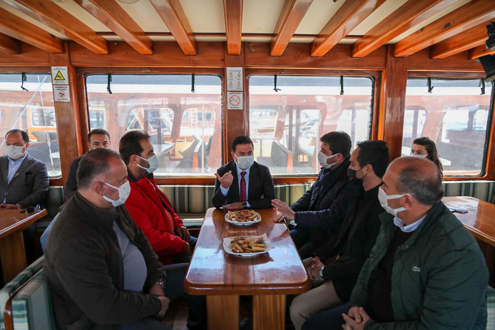 BAŞKAN ARAS DENİZCİLERLE BİR ARAYA GELDİ