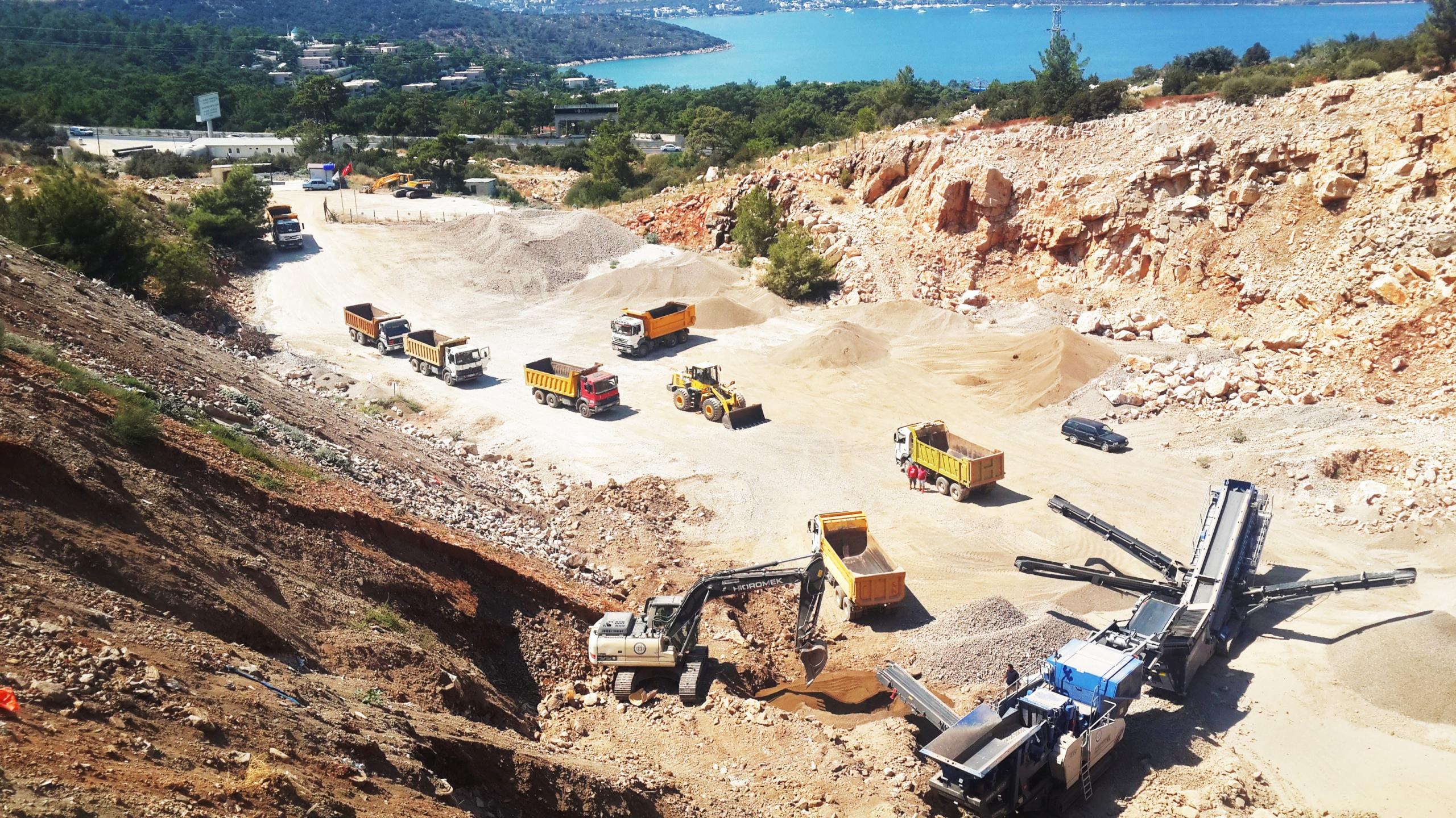 15 bin 575 kamyon hafriyat ve yıkıntı malzemenin geri kazanımı sağlandı