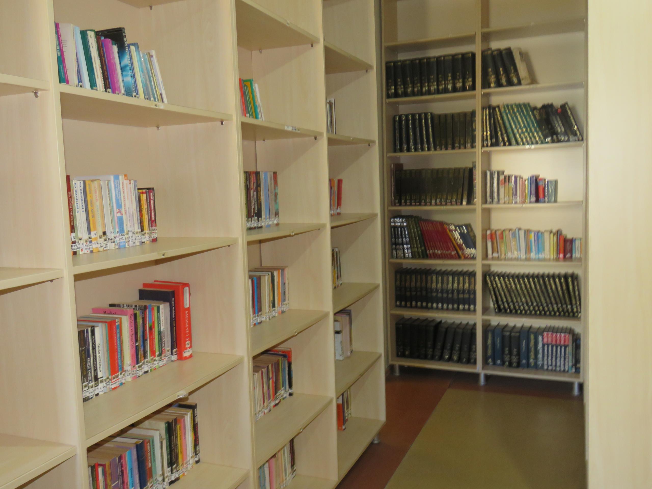 Ortaca Kütüphanesi Kitapseverleri bekliyor