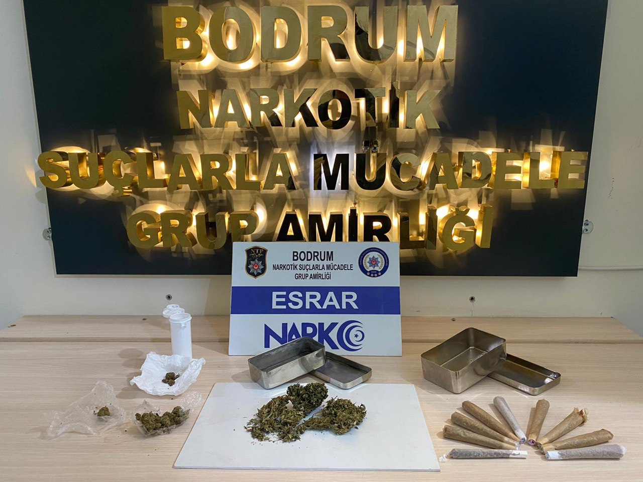 uyuşturucu operasyonunda yakalanan 14 zanlı tutuklandı