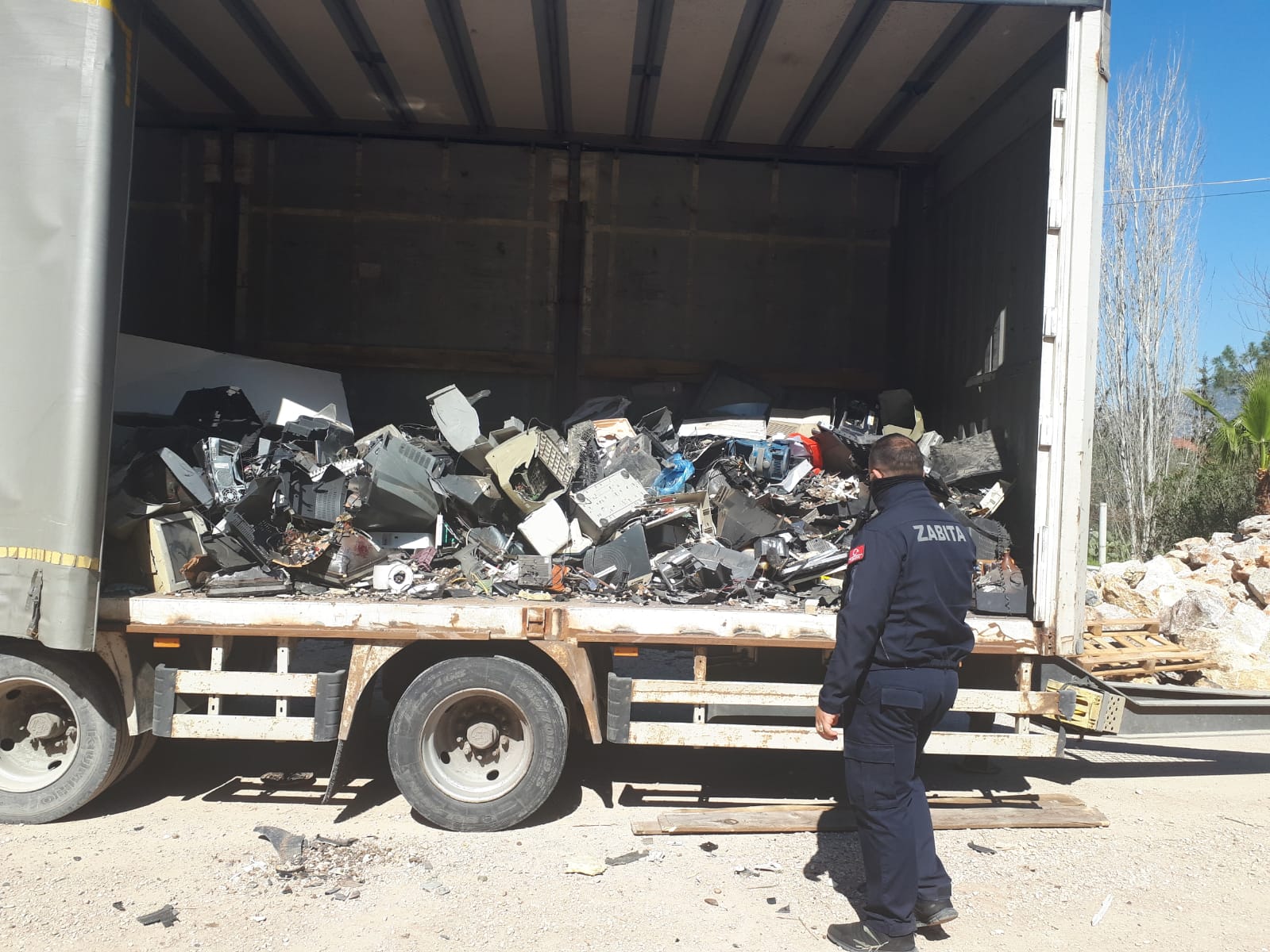 Fethiye'de geçen yıl 7 bin 314 kilogram elektronik atık toplandı