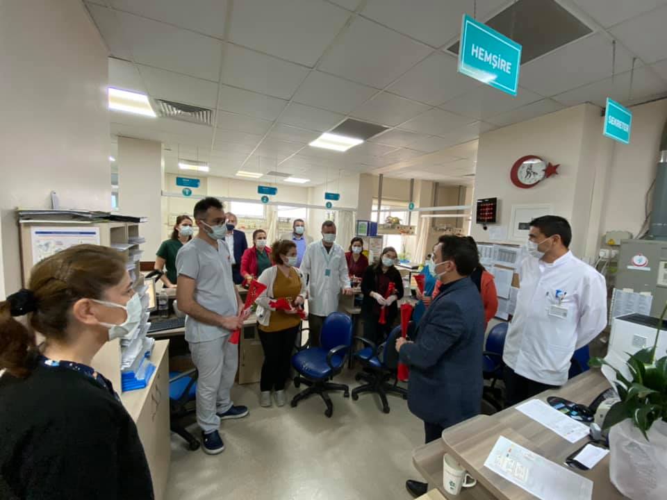 AK Parti Marmaris İlçe Başkanı Gökmen'den sağlık çalışanlarına ziyaret