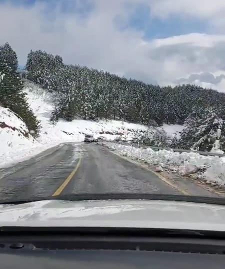 Yüksek kesimler beyaza büründü