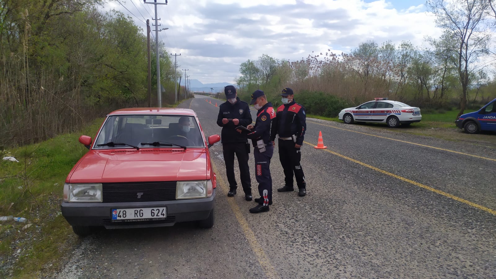 Köyceğiz'de trafik kurallarına uymayanlara ceza yağdı