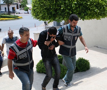 12 kilo esrar elegeçirildi