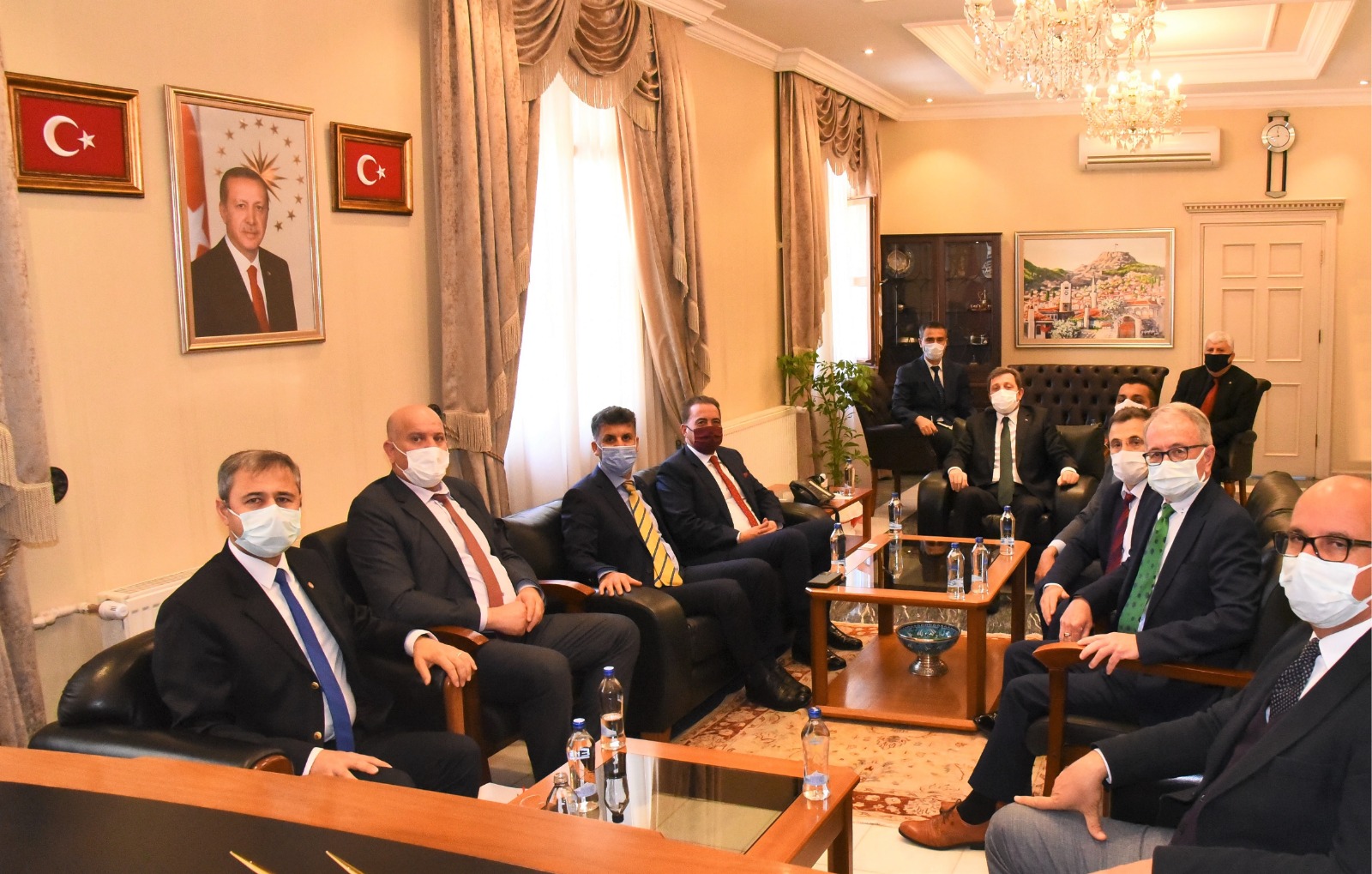 CEZAYİR’İN ANKARA BÜYÜKELÇİSİ ADCABİ, VALİ TAVLI’YI ZİYARET ETTİ