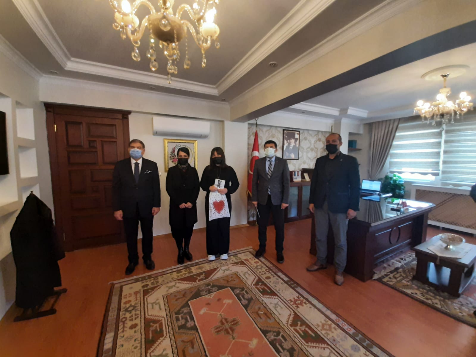 ELİF NAZ’DAN DUYARLI DAVRANIŞ